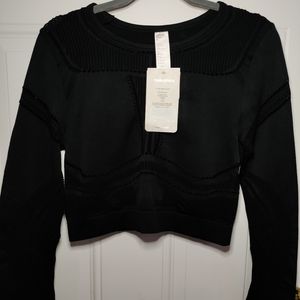 Fabletics Jayme Long Sleeve Mesh Crop Top